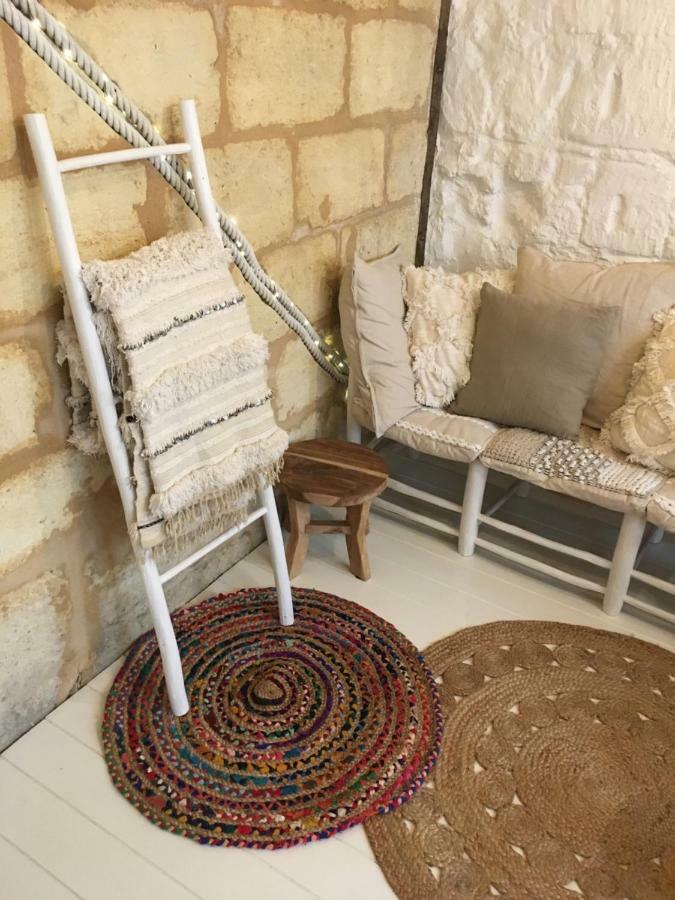 Mirmont Greek Style Apartman Bordeaux Kültér fotó